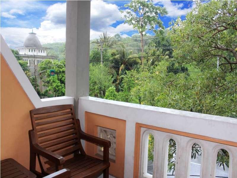 Baru Dua Beach Hotell Banyuwangi  Exteriör bild
